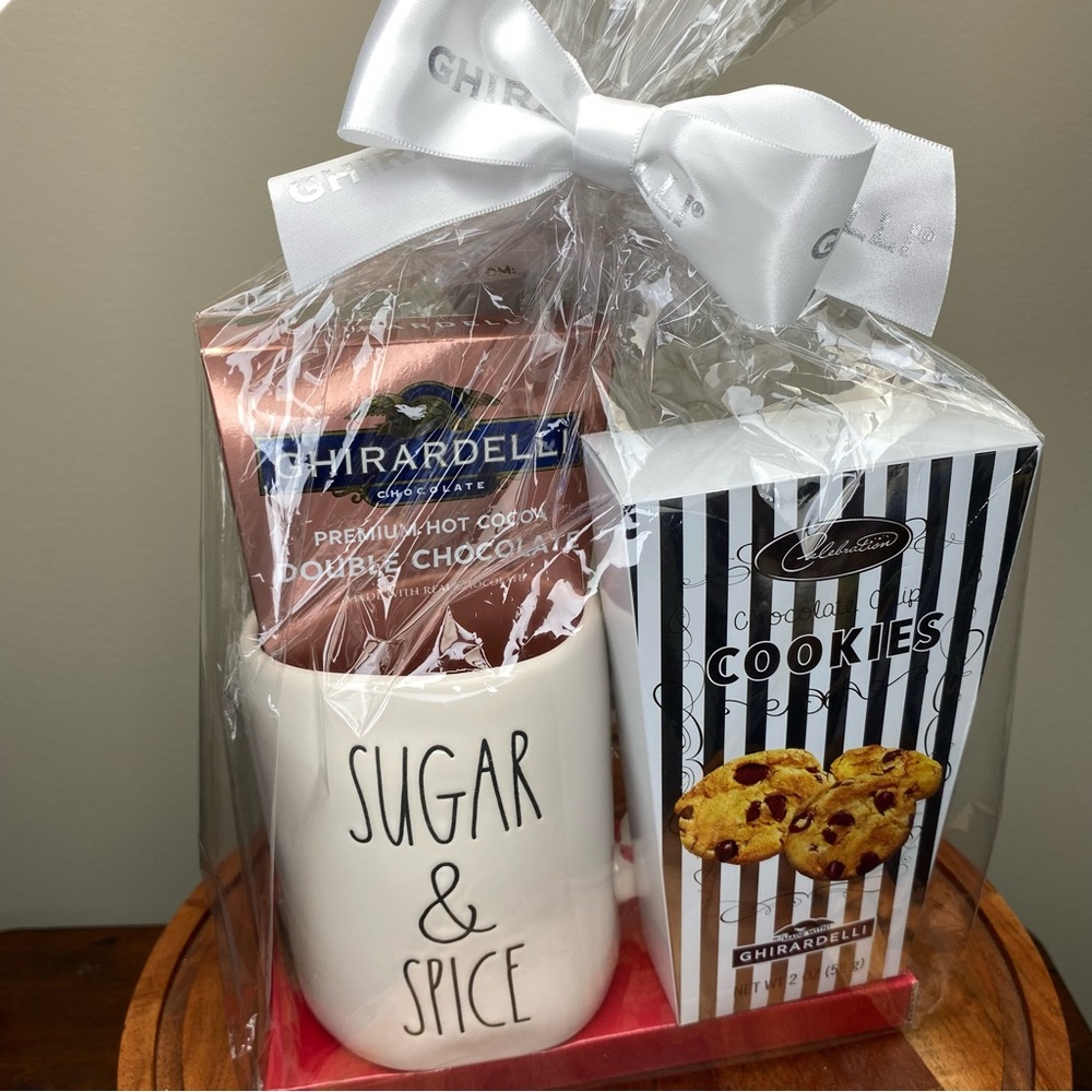 Rae Dunn & Ghirardelli Gift Set